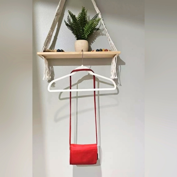 VINTAGE COACH CHRYSTIE FLAP CROSSBODY SHOULDER BAG (RED) 9892 - Picture 7 of 15